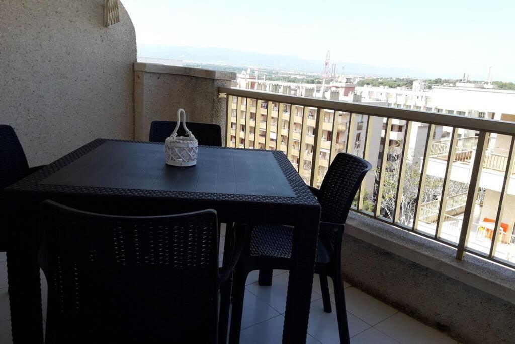 Cozy Apartment With Parking Salou Exterior photo